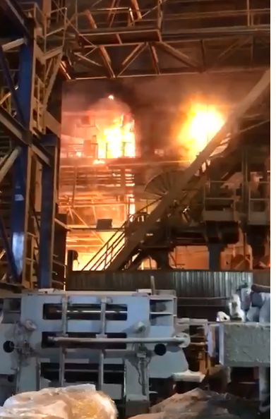 Se incendia “Convertidor” en AHMSA 2.