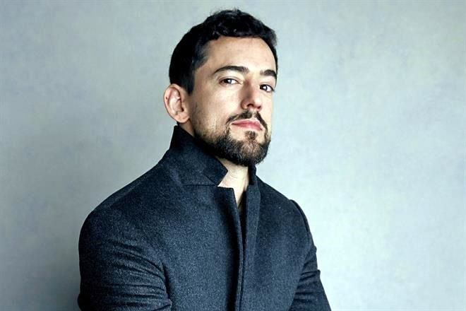 Luis Gerardo Méndez hará reír junto a Wahlberg y Hart