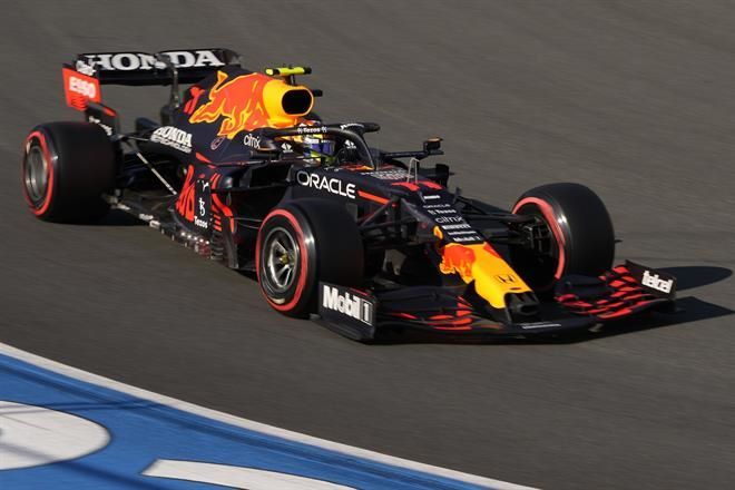 Largará Checo desde el pit lane