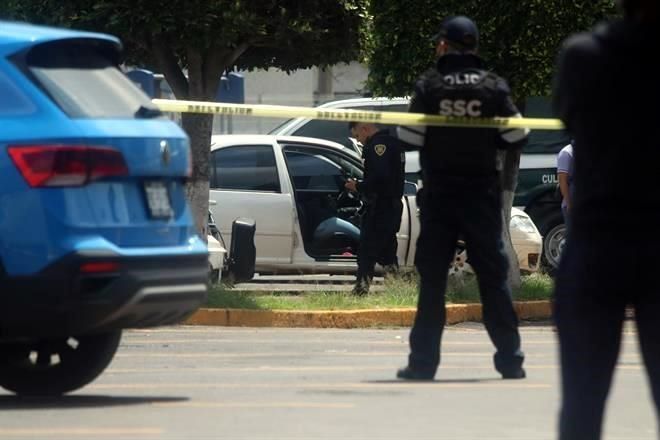 Matan a mujer en estacionamiento de súper en Coyoacán