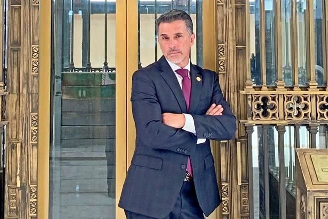 Pierde Sergio Mayer 90% de audición en un oído
