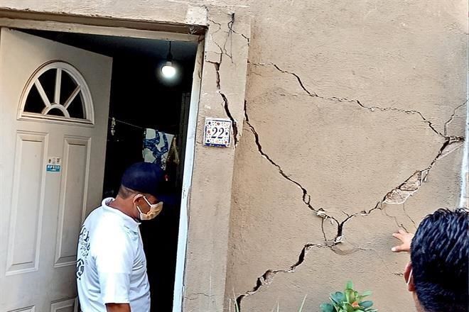 Daña sismo casas recién construidas en Acapulco