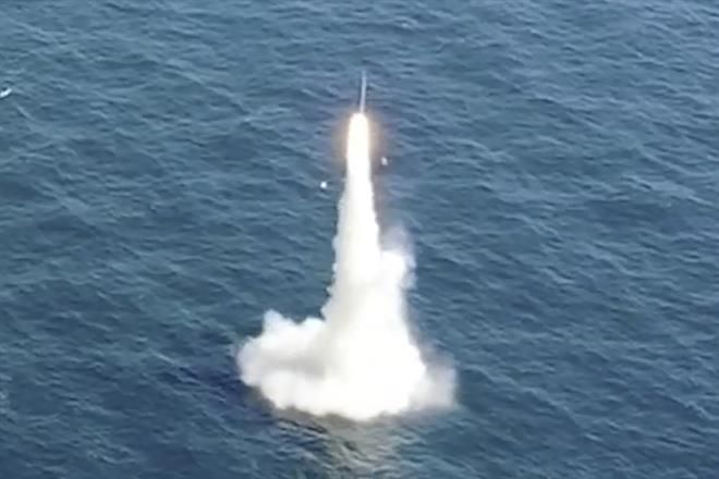 Realizan Corea del Norte y del Sur pruebas de misiles