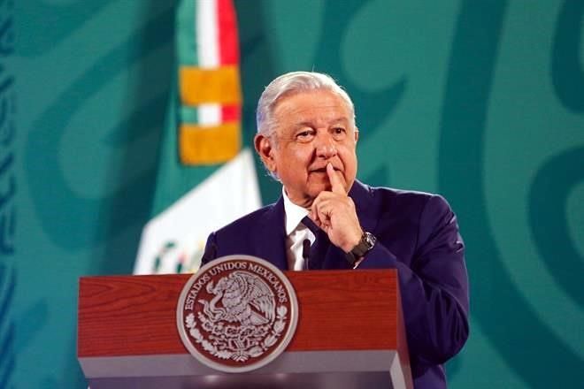 Soy obsesivo, no me gusta delegar.- AMLO
