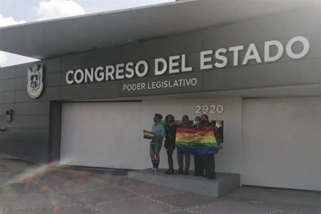 Avalan matrimonio igualitario en Querétaro
