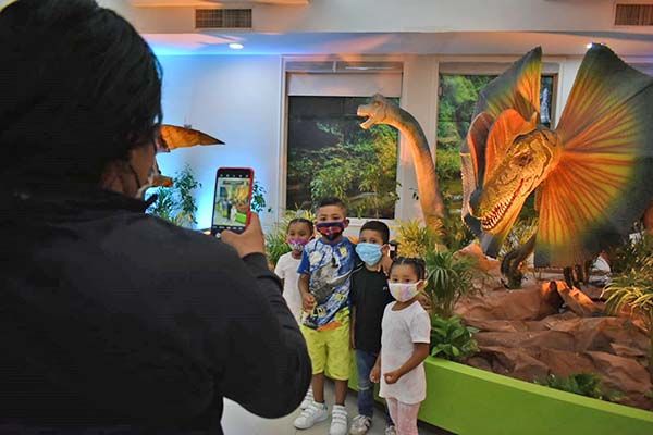 Presentan “Coahuila, tierra de dinosaurios”