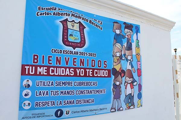 Cerradas 3 escuelas por contagios Covid