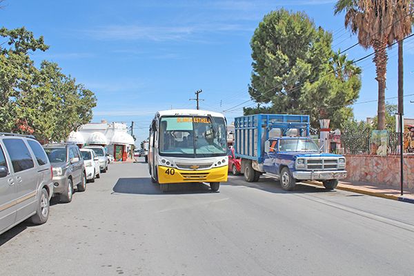 Capacitarán choferes del transporte público