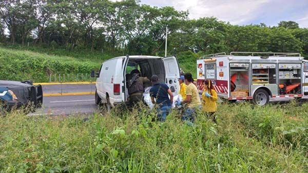 Cuatro migrantes cubanos fallecen en accidente automovilístico en Veracruz