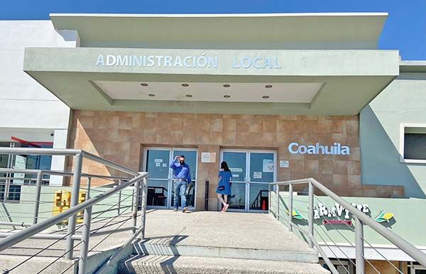Invitan a regularizar documentos de autos