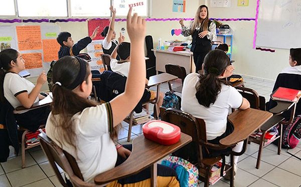 Avalan papás ajuste; les preocupan costos