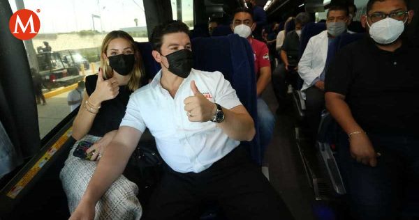 Abren nueva ruta para vacunación en Texas