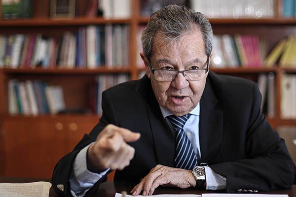 «Morena me ha vetado; amagan con desalojarme»