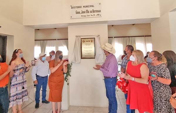 Inauguran Centro Social en Arteaga