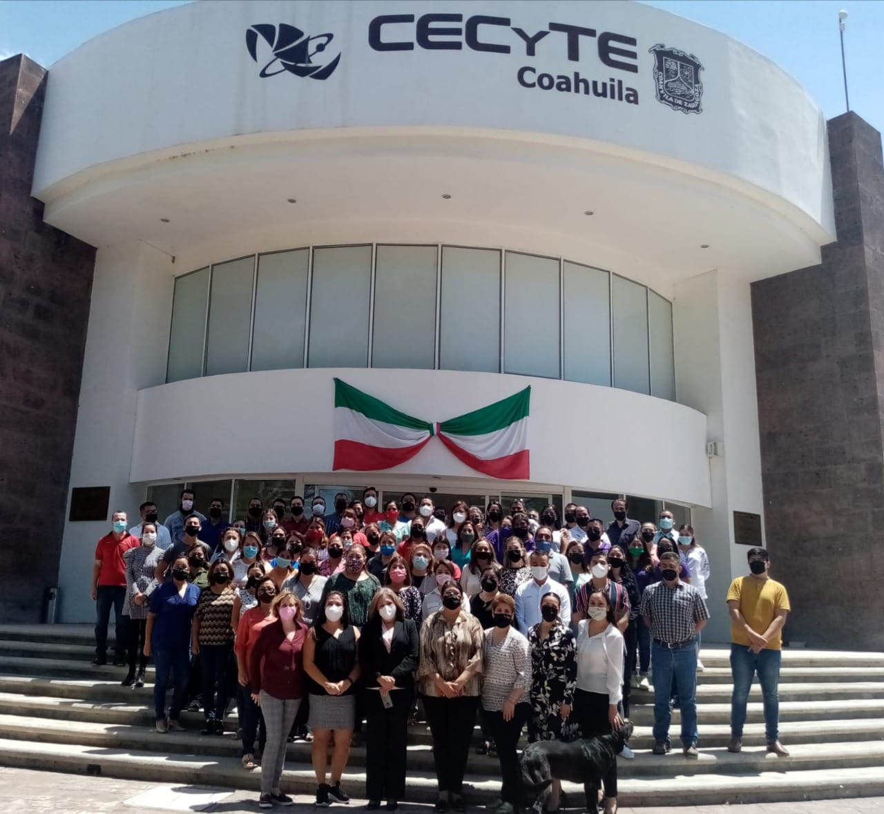 CUMPLE CECYTE EMSAD COAHUILA 27 AÑOS AL SERVICIO DE LA EDUCACIÓN