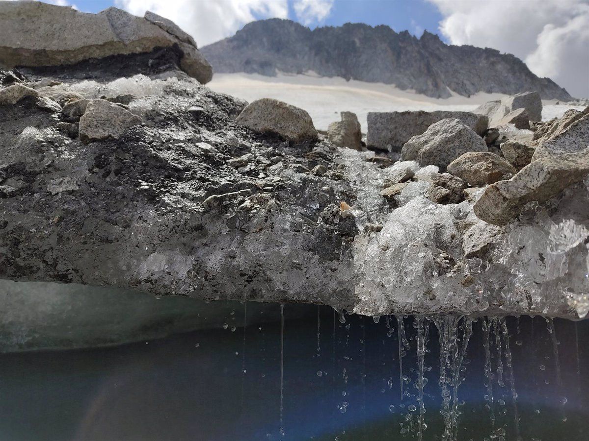 Los glaciares del Pirineo pierden más de 6 metros de espesor desde 2011, según el IPE