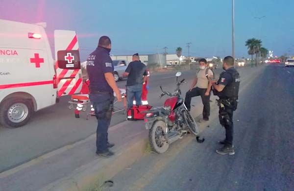 Arrolla chofer a motociclista