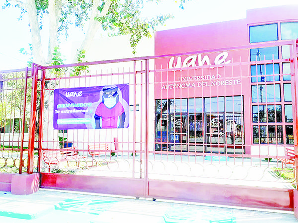 Regresan a aulas alumnos de UANE