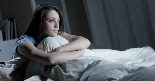 Recuperarte de la falta de sueño lleva más tiempo de lo que crees, según un estudio