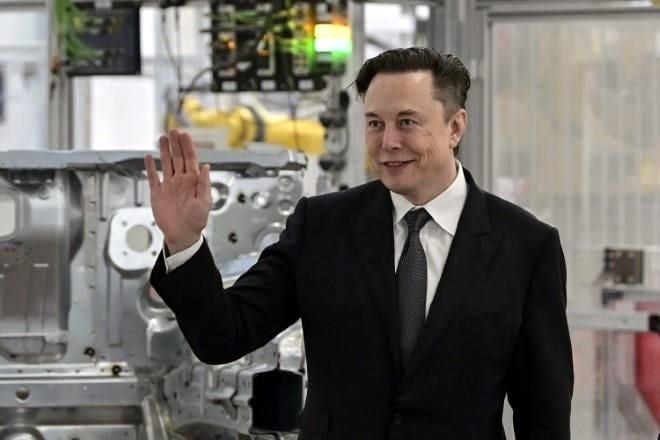 Compra Elon Musk participación de 9.2% en Twitter