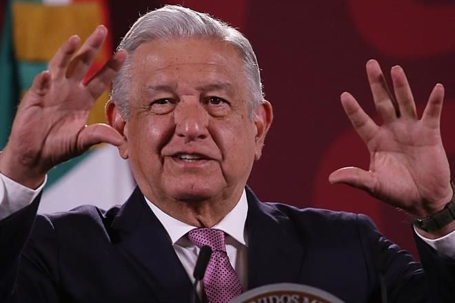Diputados de PRI y PAN se van a rebelar.- AMLO