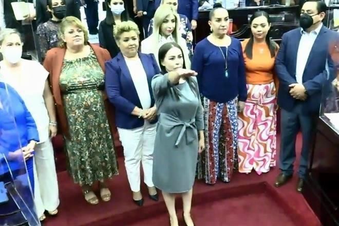 Asume sustituta de Edil de Aguililla asesinado