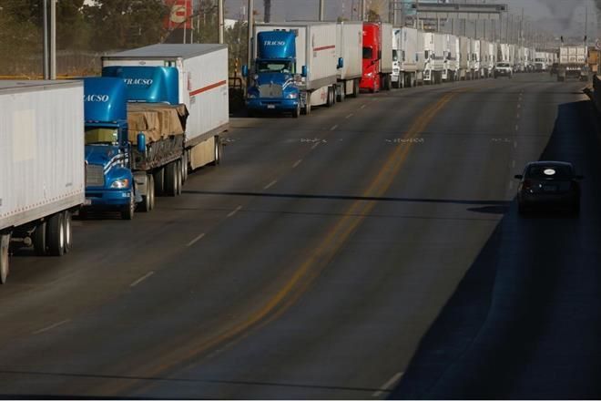 Rechazan EU y México inspecciones de Texas a camiones
