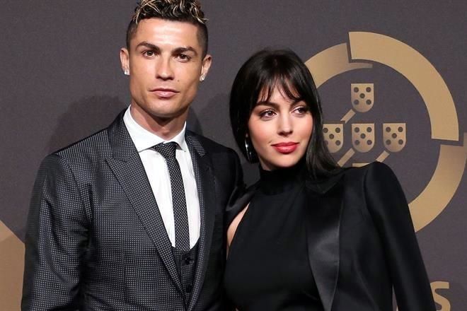 Muere uno de los mellizos que esperaban CR7 y su esposa