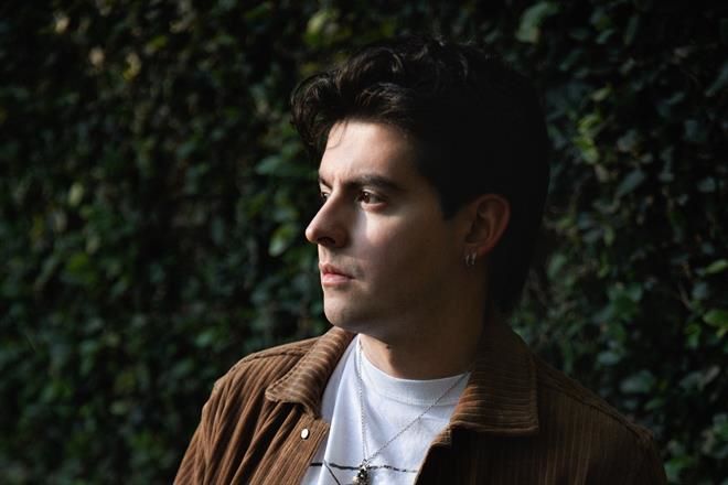 Plasma Charlie Rodd montaña rusa de emociones en nuevo disco