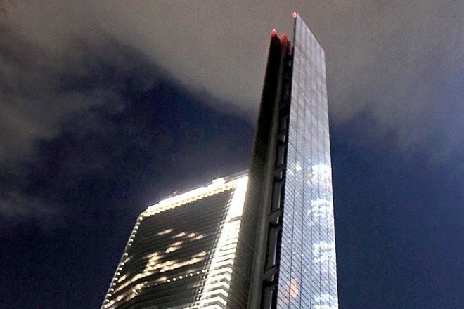 Apagan Estela de Luz