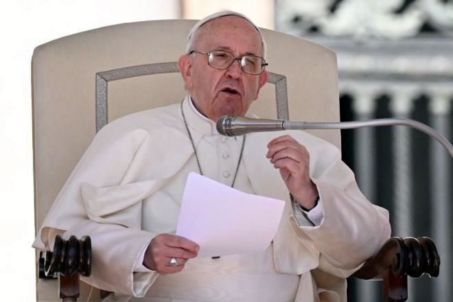 Pide Papa a suegras ‘tener cuidado con la lengua’