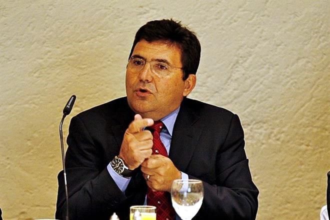 Cae por desfalco fundador de Homex