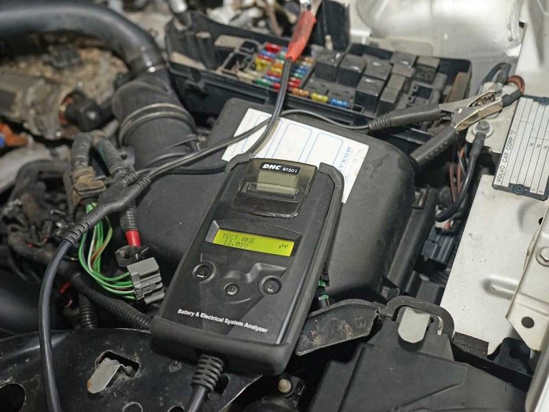 Desarrollan baterías de ion litio más seguras para vehículos