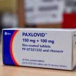 OMS recomienda uso de Paxlovid, antiviral de Pfizer contra covid-19