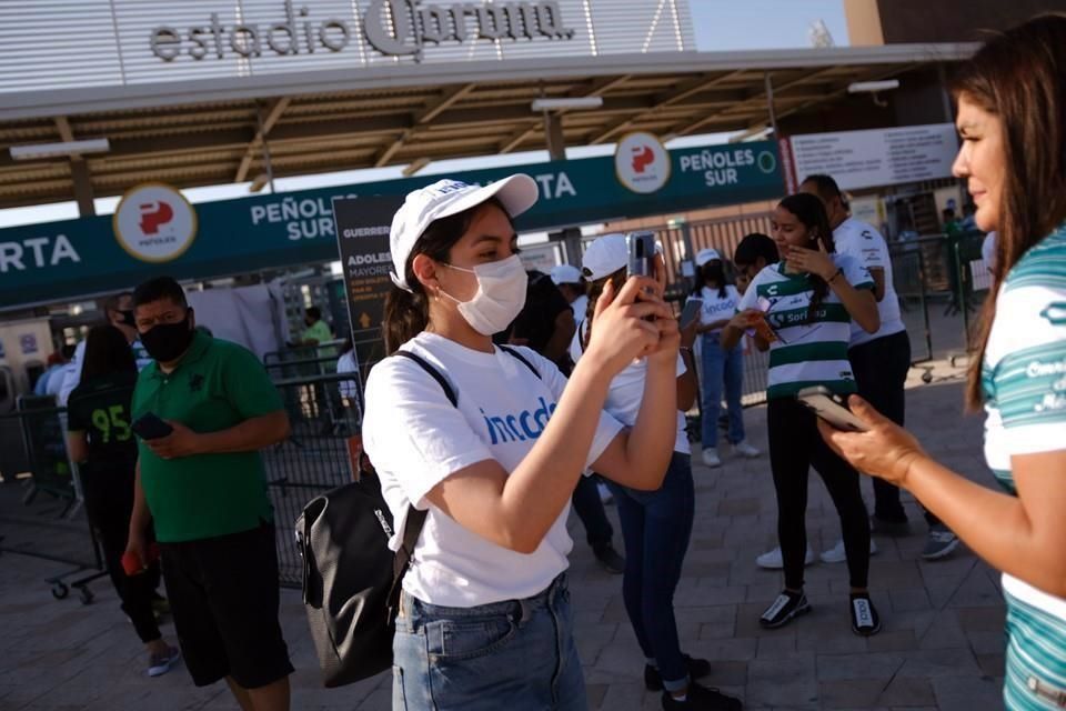 Incode incrementa seguridad en estadios para fans del futbol