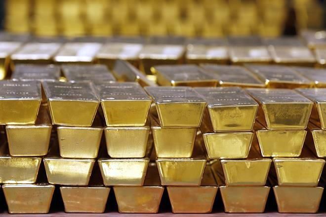 Tienen reservas internacionales su mayor reducción en el año