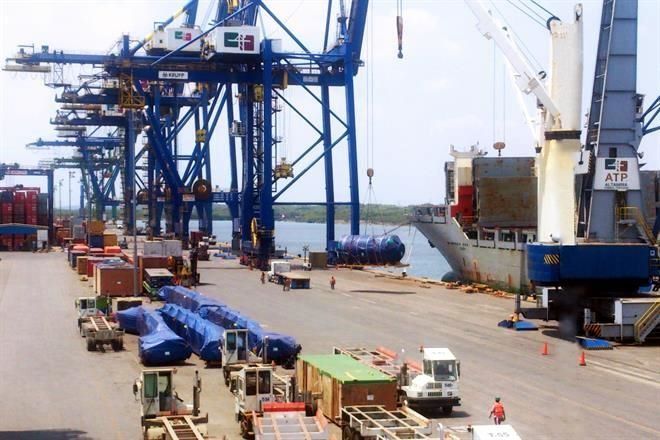 Bajan exportaciones 2.74% en marzo
