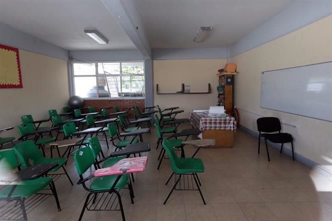 Reprueban a SEP por plan educativo