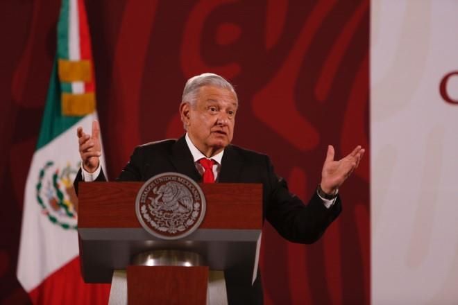 Cuestionan mañaneras por atacar y desinformar
