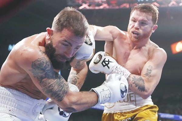 Siente Canelo que nadie le puede ganar
