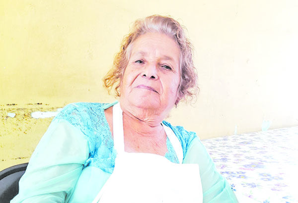 Finge demencia para despojar a ancianos