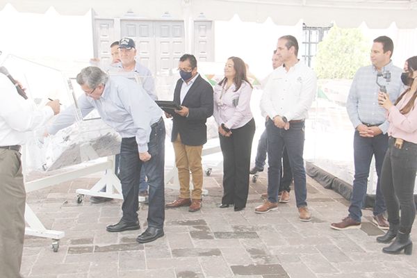 Premian en Coahuila a los contribuyentes cumplidos