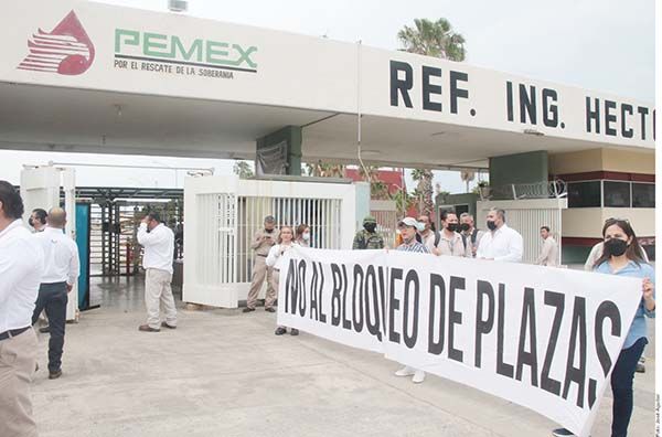 Incumple Pemex; se rebela sindicato