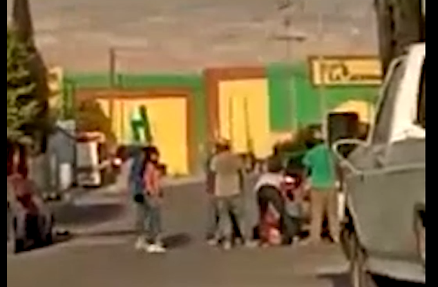 Exhiben video del intento de linchamiento de presunto violador de Castaños