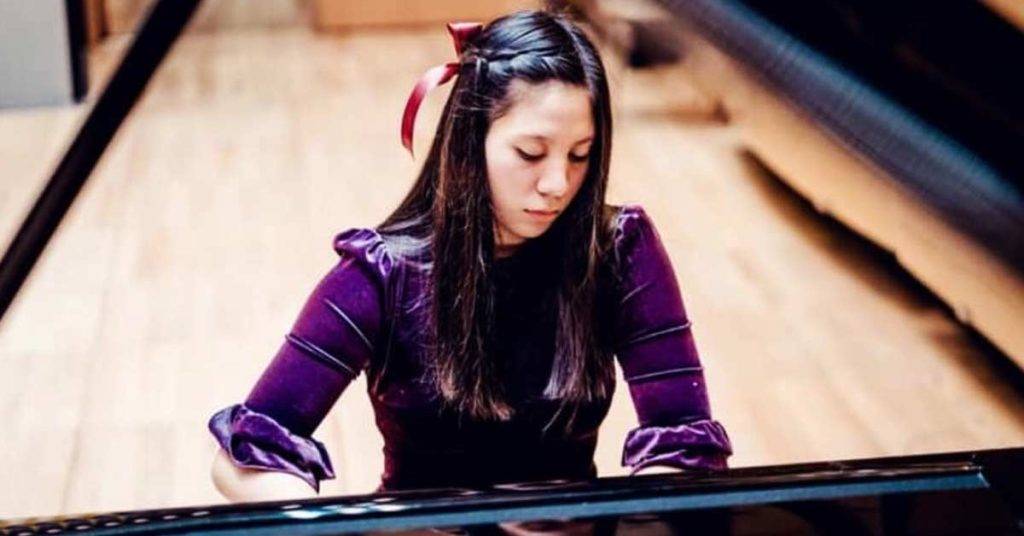 Pianista mexicana de 15 años se lleva premio en Viena