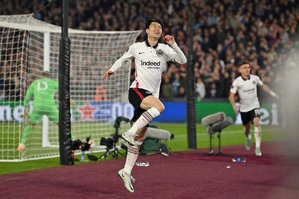 Sacan Frankfurt y Leipzig ventaja en Europa League