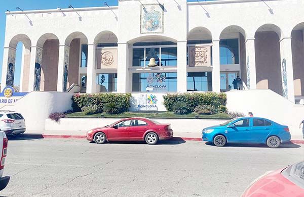 Por actos deshonestos corren a 10 funcionarios