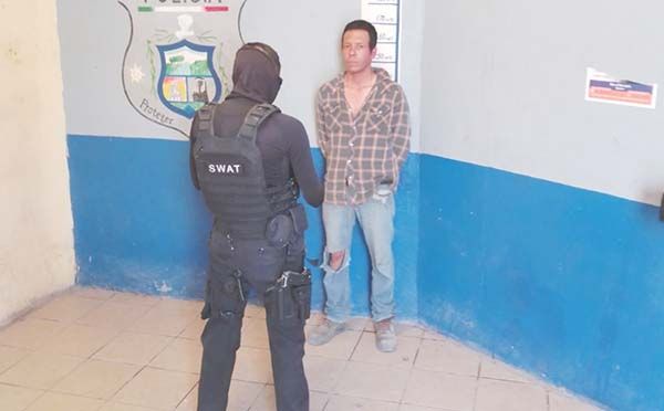 Desobedece a un juez al drogarse