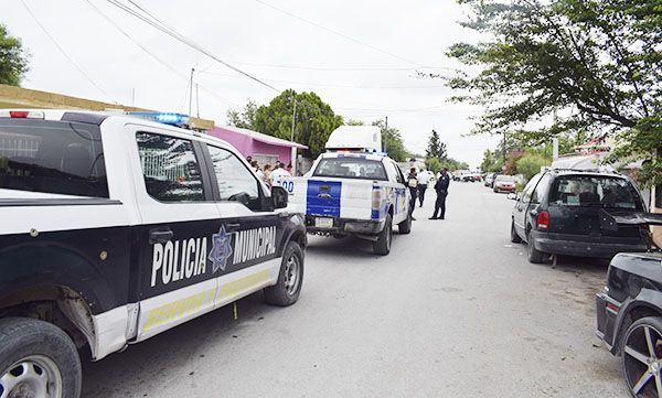 Tres asaltos y huyen ladrones