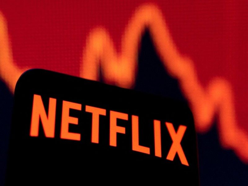 Netflix se desploma otra vez; menos usuarios, más competencia